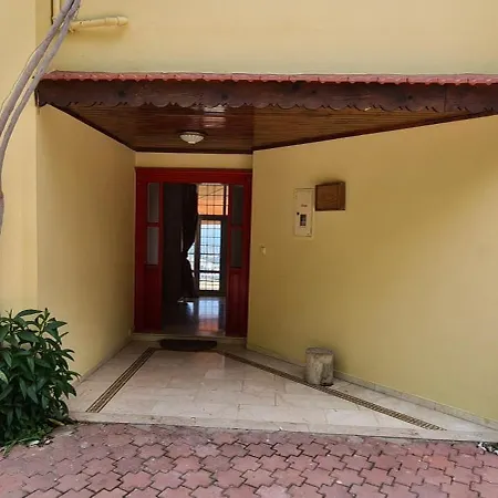 Ferdi Kiralama Apartament *